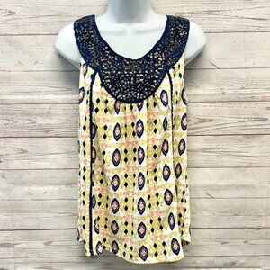 Anthropologie Akemi + Kin crochet sequin abstract print top Like new!